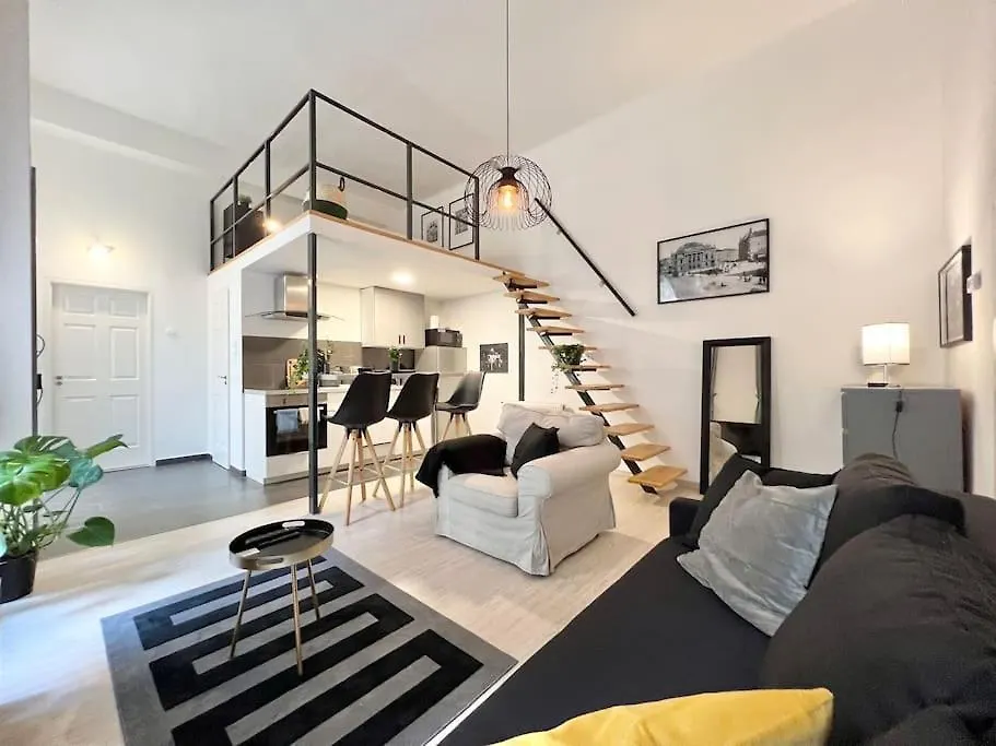 Apartment Best Location Up To 6 Guests Budapest Hungary
