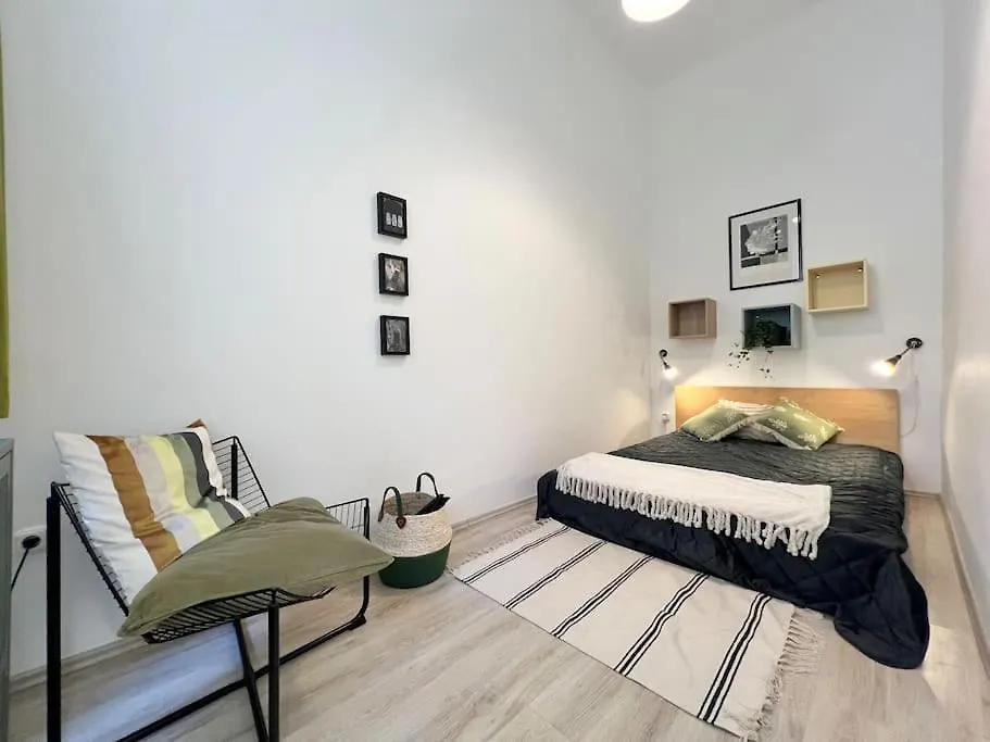 Best Location Up To 6 Guests Budapest